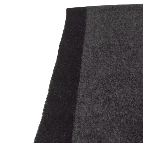 Authentic Louis Vuitton Gray Black Cashmere LV Monogram Baroda Scarf Stole Wrap - Picture 4 of 11